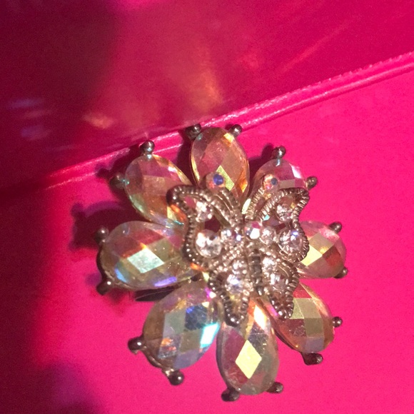 Ring - Picture 3 of 3